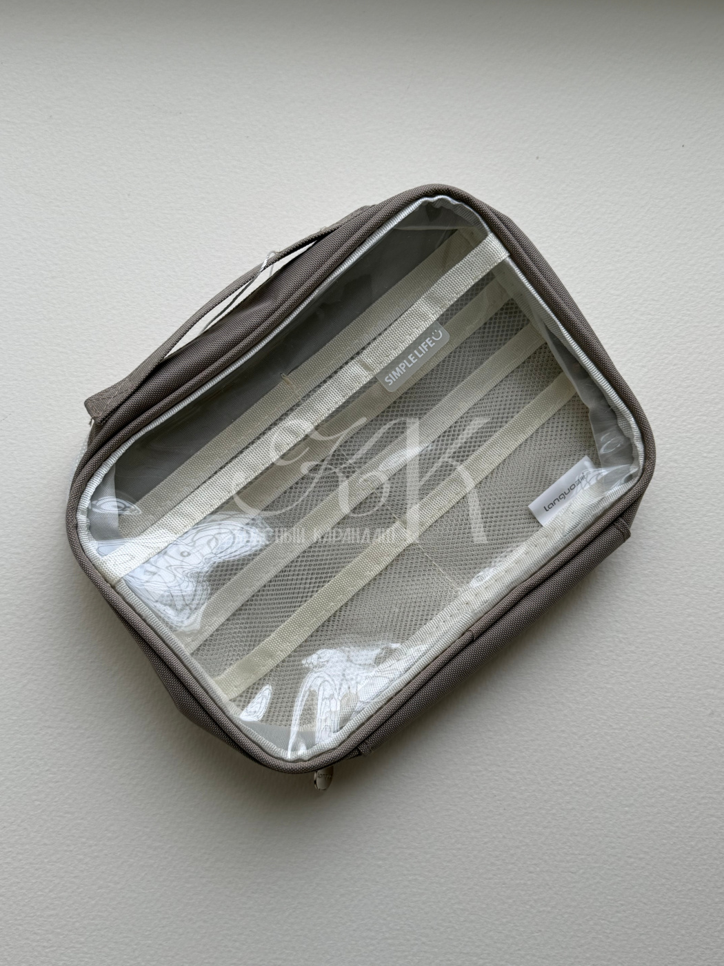 Пенал Languo 225х160х50 мм 578₽