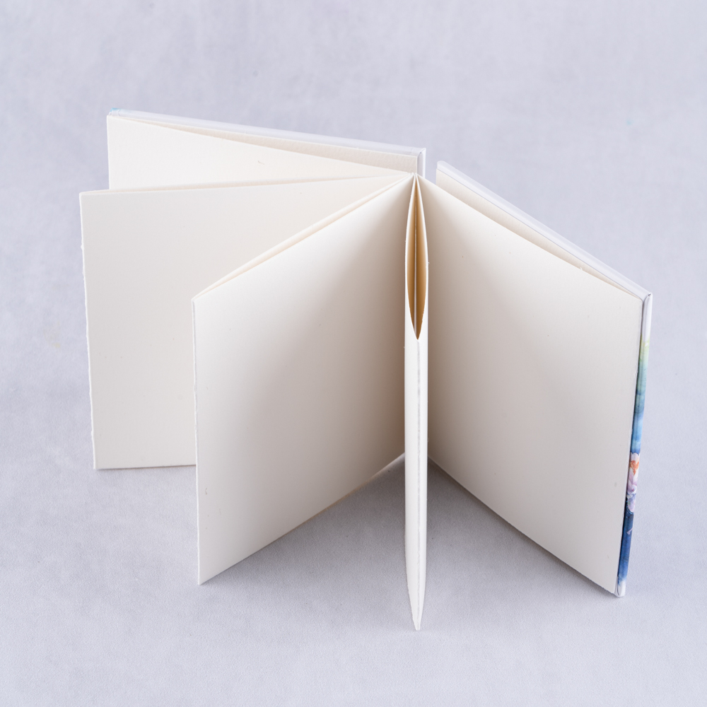 Скетчбук-гармошка для акварели Малевичъ Monet Fin 12х12 см 10 л 300 100 хлопок 300 г 461₽