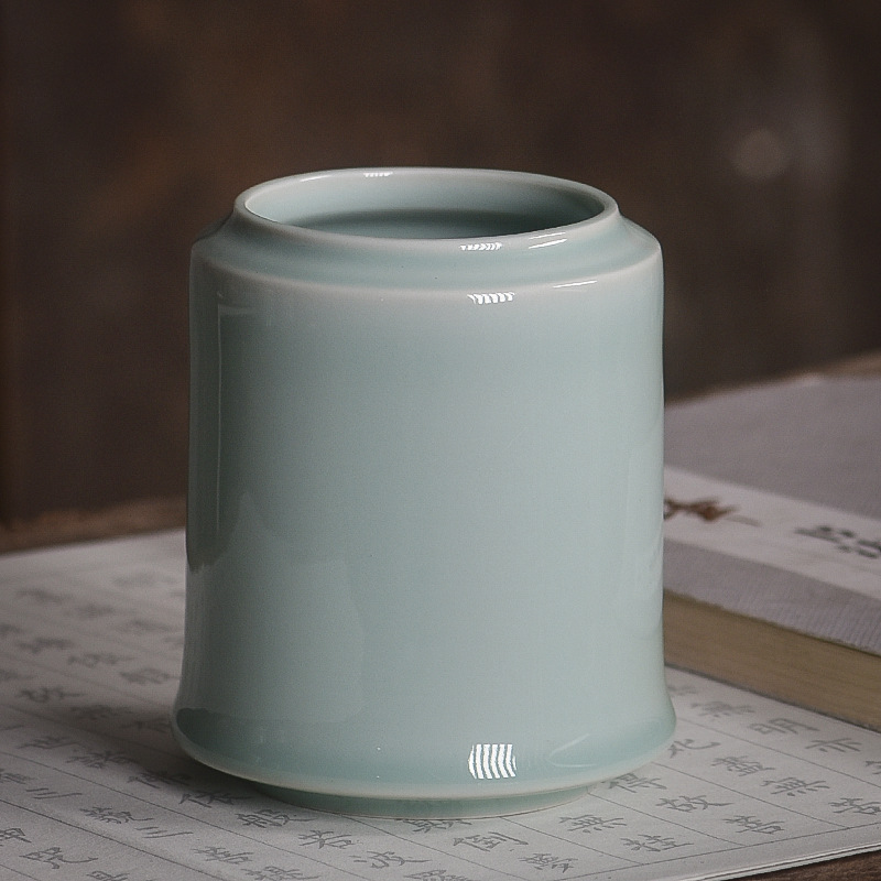 Керамический стаканчик для промывания или хранения кистей № 1 letoile home флакон с дозатором керамический белый