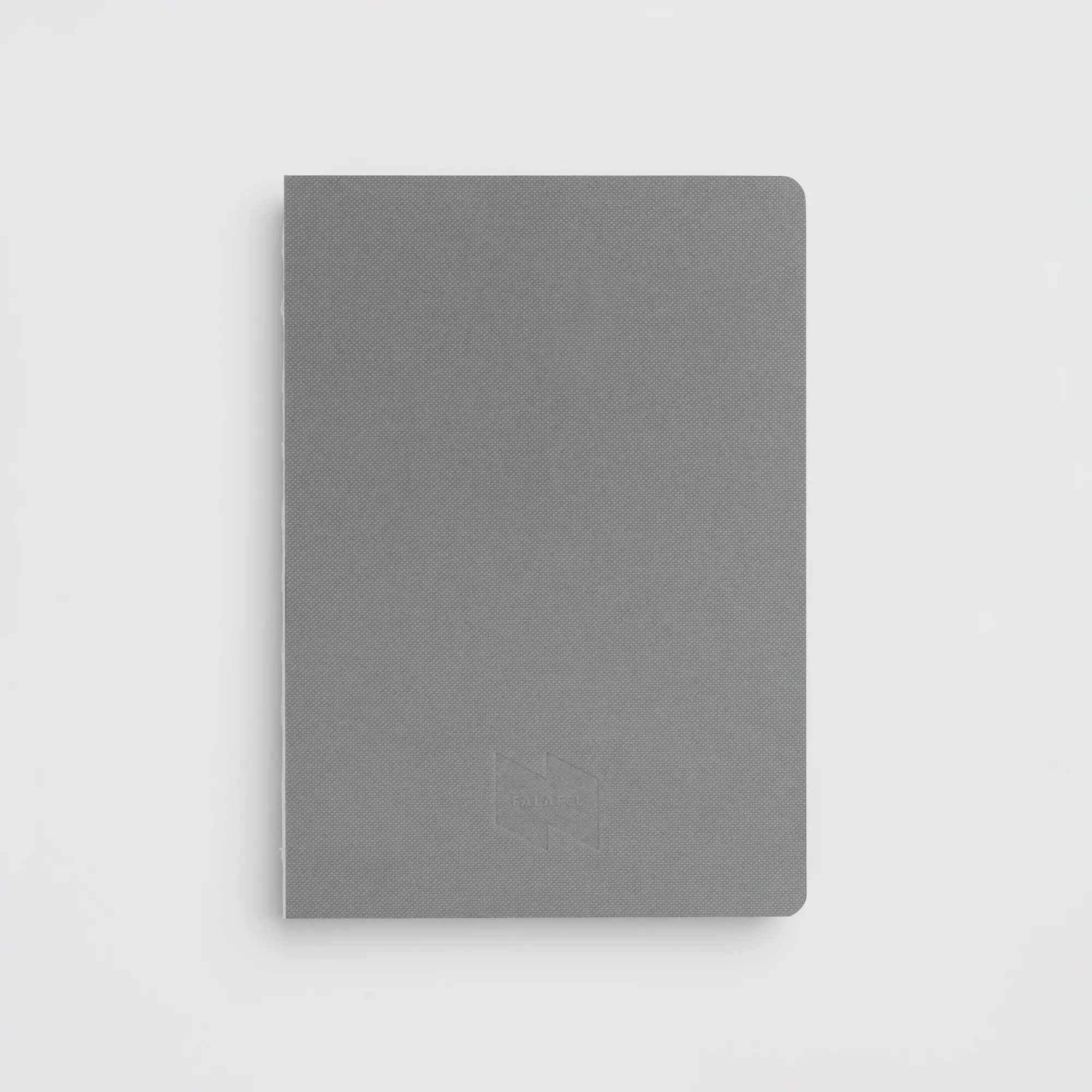 Блокнот для записей на гибком переплёте FALAFEL BOOKS А5B Raw silver 64 л 120 гр в точку 742₽