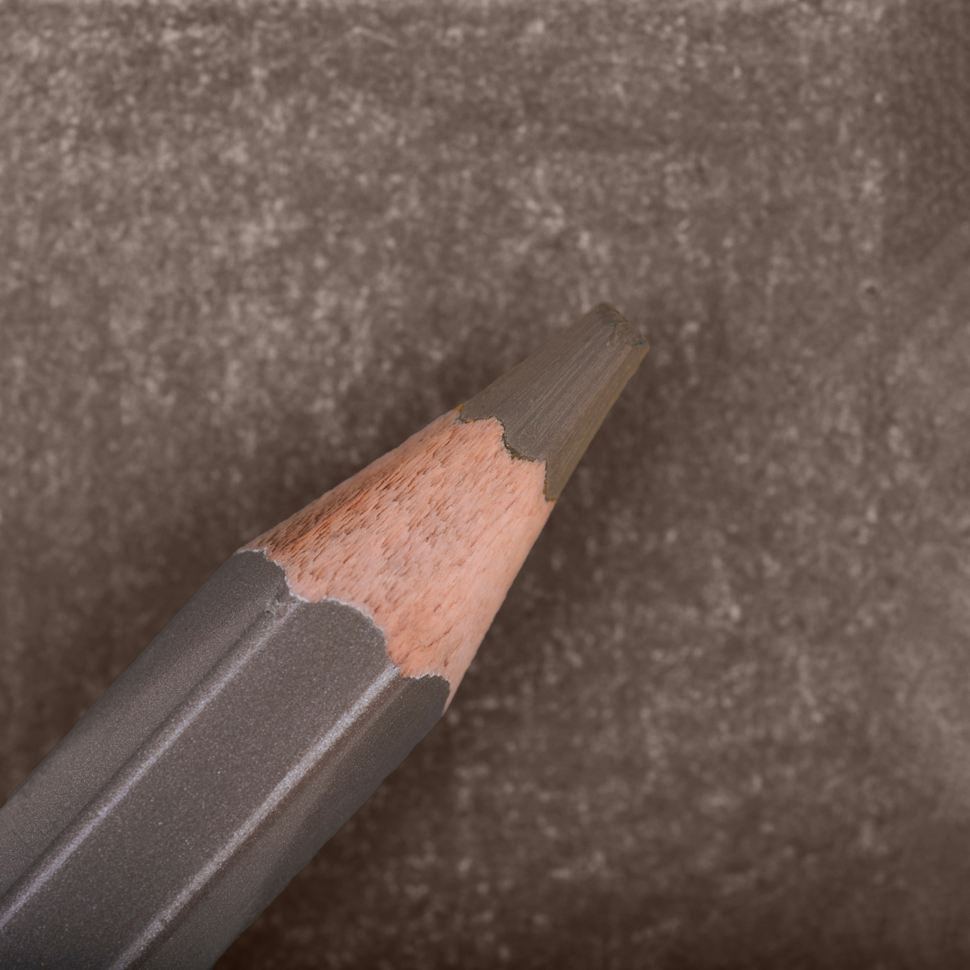 Карандаш цветной Малевичъ "GrafArt PRO" пепельно-коричневый 510 NEW