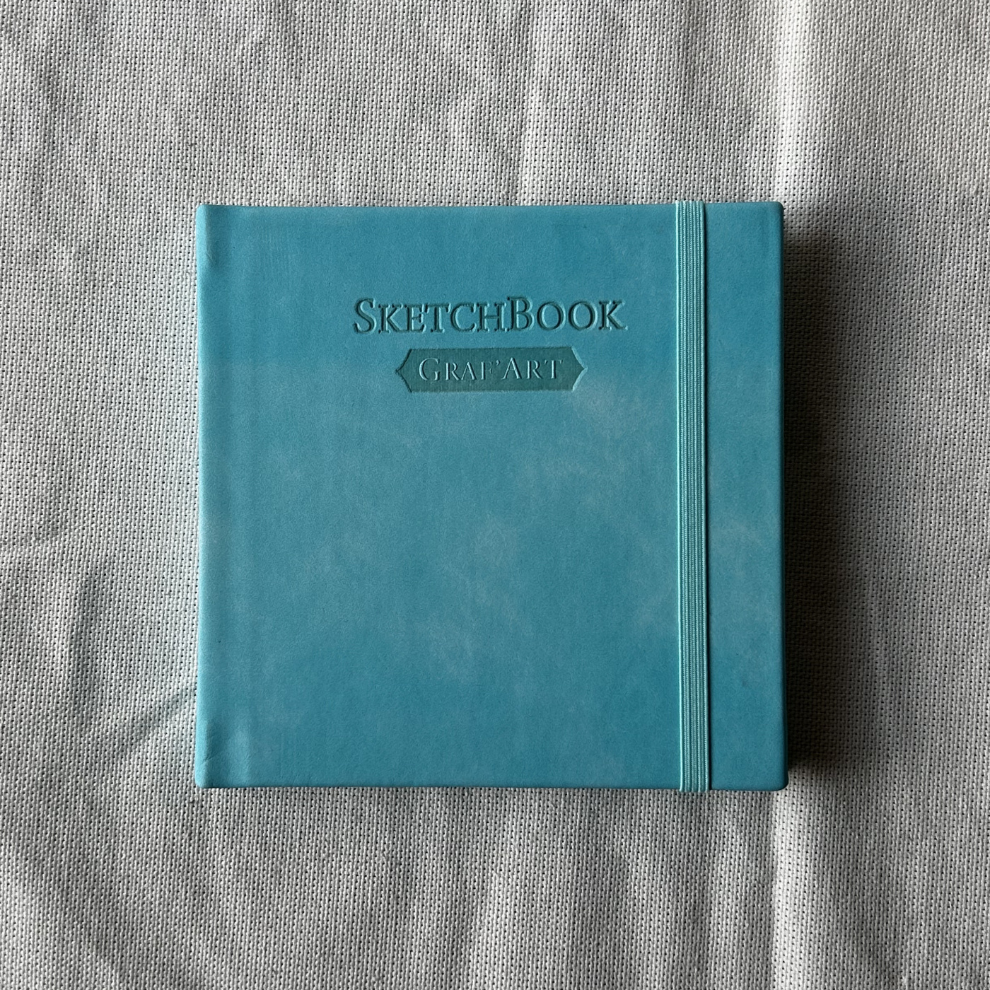 Скетчбук для графики Малевичъ GrafArt white 12х12 см 40 л 160 г бирюзовый 430₽