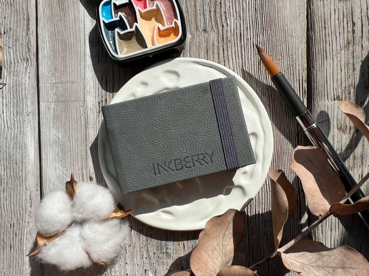 Скетчбук для акварели Inkberry 5х8 см 30 л 230 г 50% хлопка, серый Inkberry-iBmini-58-13