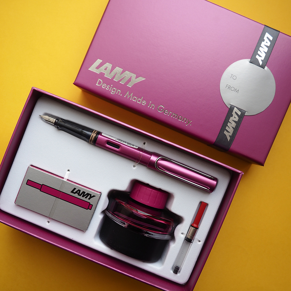 Набор ручка перьевая LAMY Al-star, F корпус ярко розовый+ картриджи розовые + чернила розовые Lamy-4032588/4032803 Lamy-4032588/4032803 - фото 2
