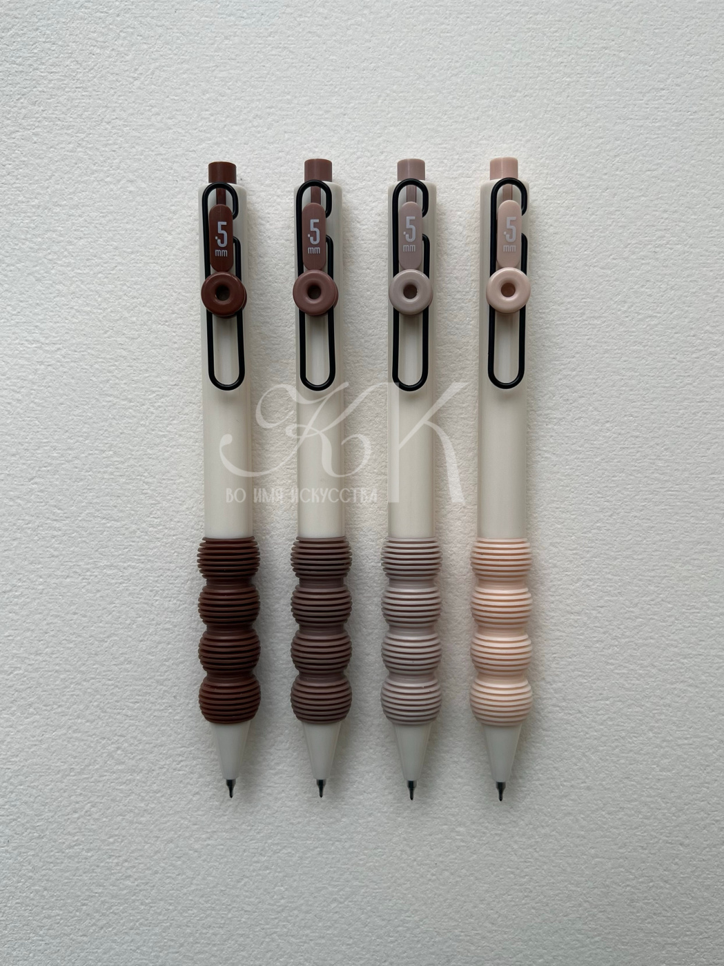 Набор ручек гелевых автоматические Languo 05 мм 4 шт чернила черные 297₽