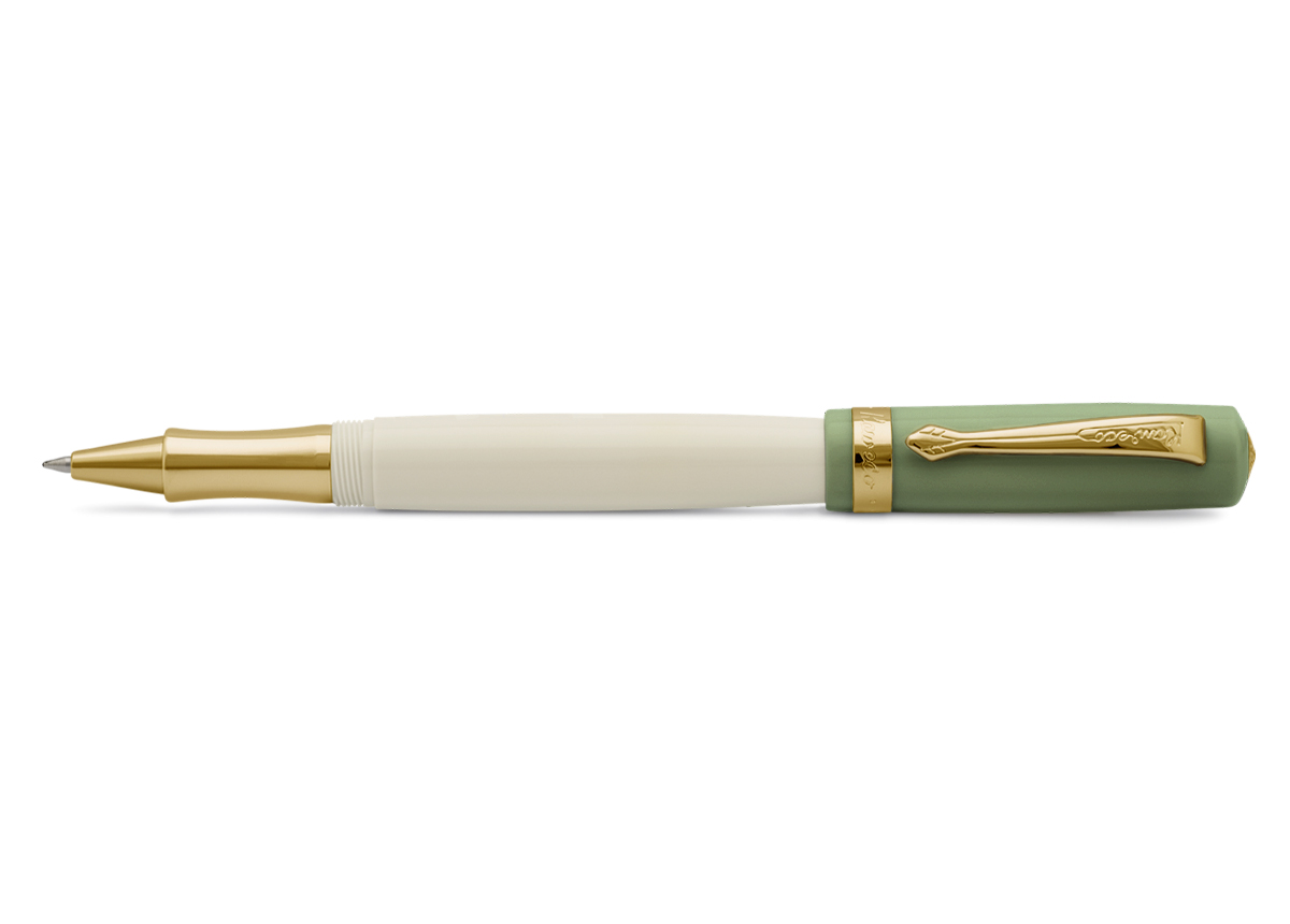 Ручка-роллер Kaweco STUDENT 0,7 мм Pen 60's Swing дед мороз в красной шубке колпачке и с подарками 15х30 см