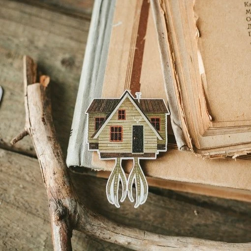 Брелок Дворникова А Дом на ножках 396₽