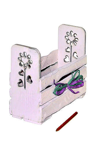 Коробка деревянная прямоугольная с резными ручками - любит/не любит лаванда 23х20х10 см GG-WBX 605/05-66