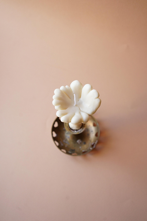 Свеча "Гриб Лисичка" белого цвета 606x758