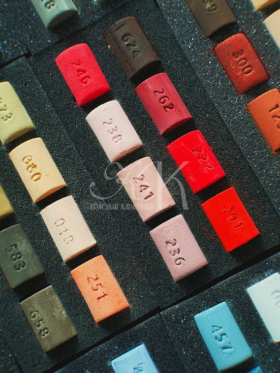 Набор пастели сухая Гамма 120 цв., половинки, картон.упак. 606x758