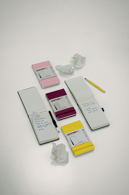 Блокнот в линейку Leuchtturm Reporter Notepad Pocket 188 стр., твердая обложка розовый