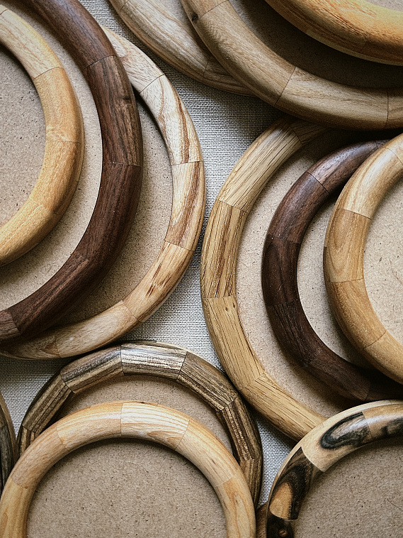 Рамка круглая KK/home, ручная работа, d15, ясень 606x758