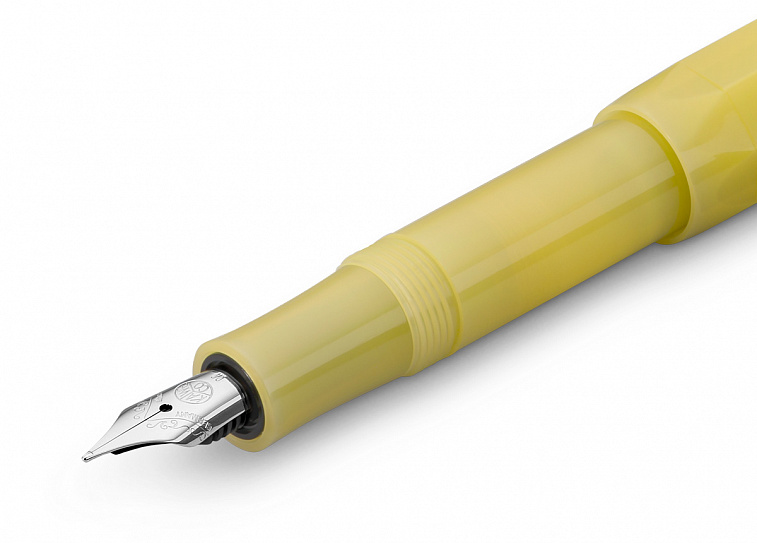 Ручка перьевая Kaweco CLASSIC FROSTED Sport, чернила синие, корпус банановый