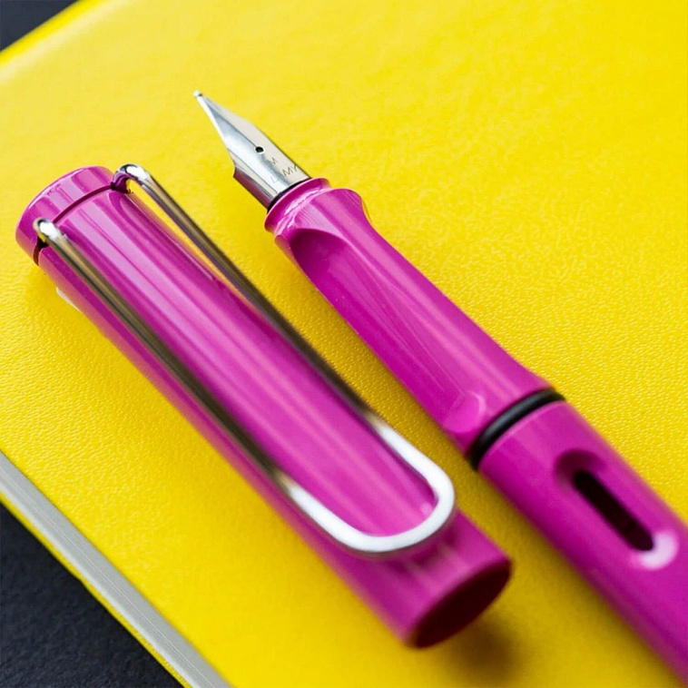 Ручка перьевая LAMY 013 safari, EF Розовый