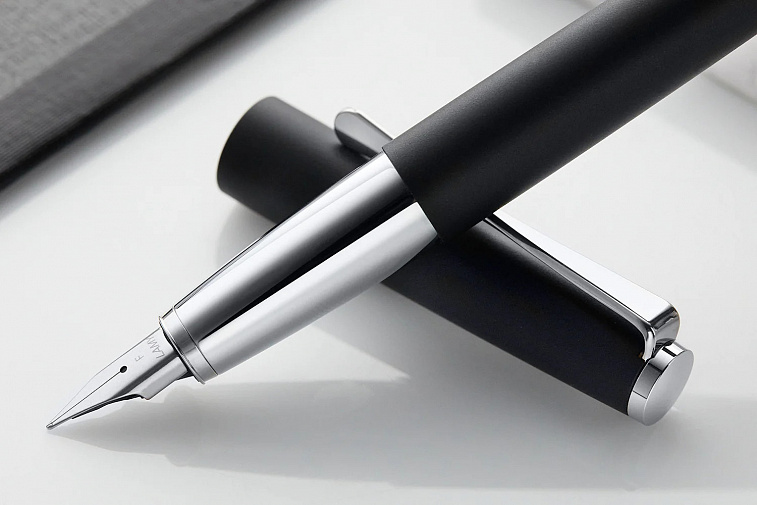 Ручка перьевая LAMY 067 studio, чёрный