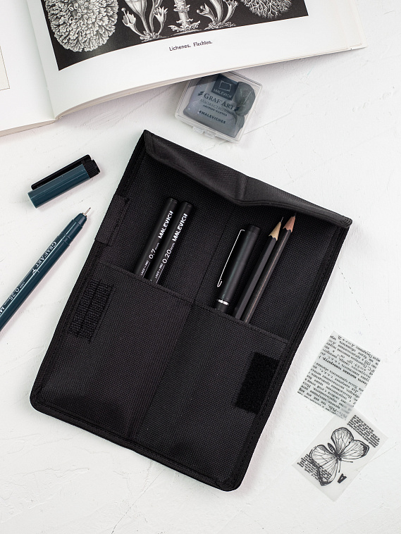 Пенал карманный для карандашей и ручек Малевичъ, черный 606x758