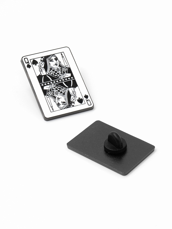 Значок эмалированный "Пиковая дама" 606x758