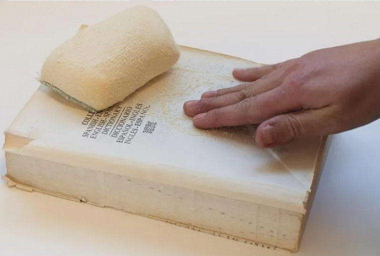 Подушка Milan с каучуковой крошкой для очищения бумаги