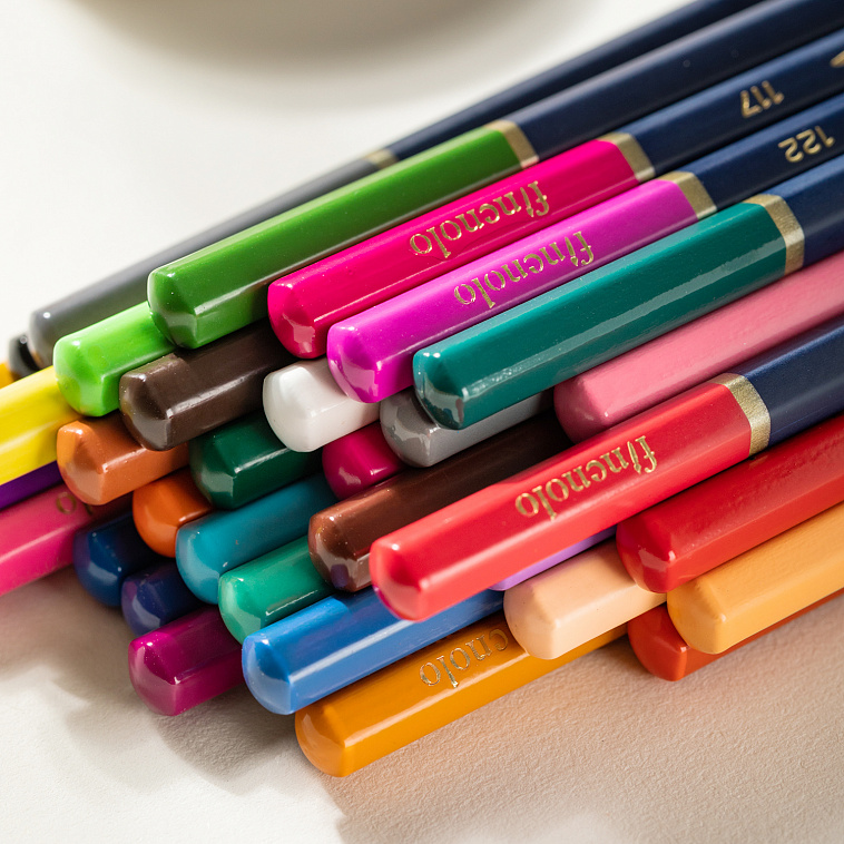 Набор карандашей акварельных Finenolo 24 цвета в металлическом пенале