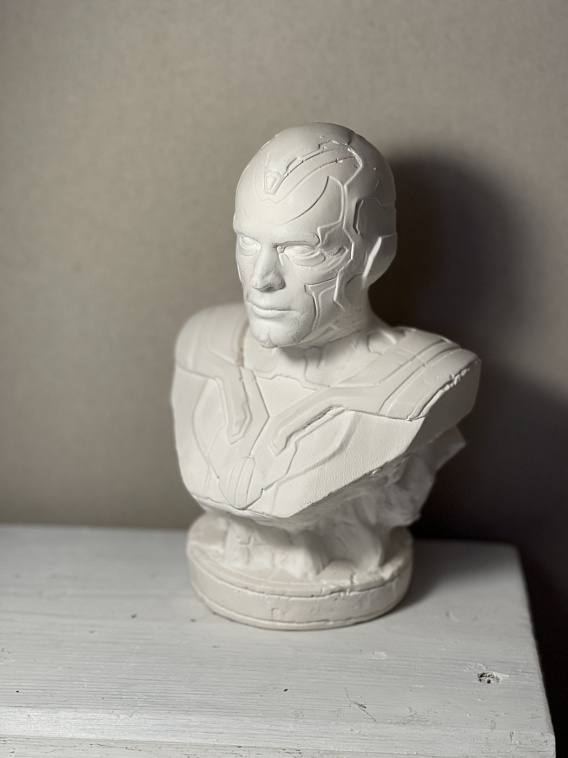 Гипсовая фигура "Вижн" 606x758