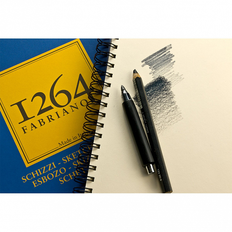 Альбом для графики на спирали Fabriano "1264 SKETCH" 14,8х21 см 60 л 90 г 606x758