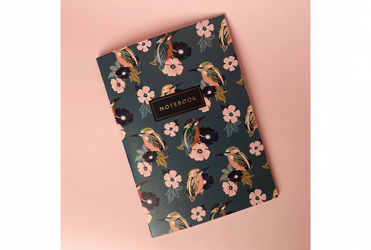 Тетрадь в точку Beauty birds А5 24 л 90 г, золотое тиснение, бумага слоновая кость, сшивка 606x758