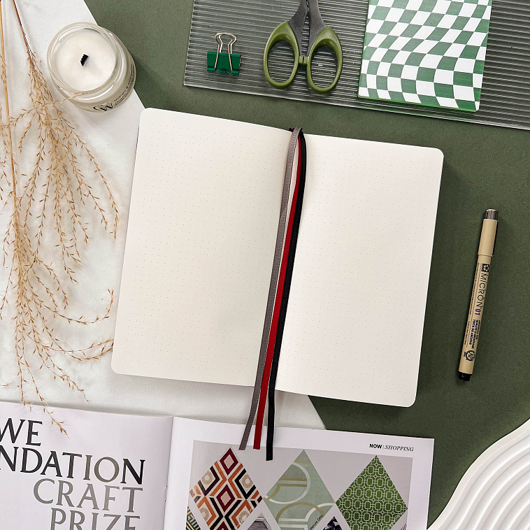 Розовый планер в точку Remarklee Aesthetic В6+ 606x758