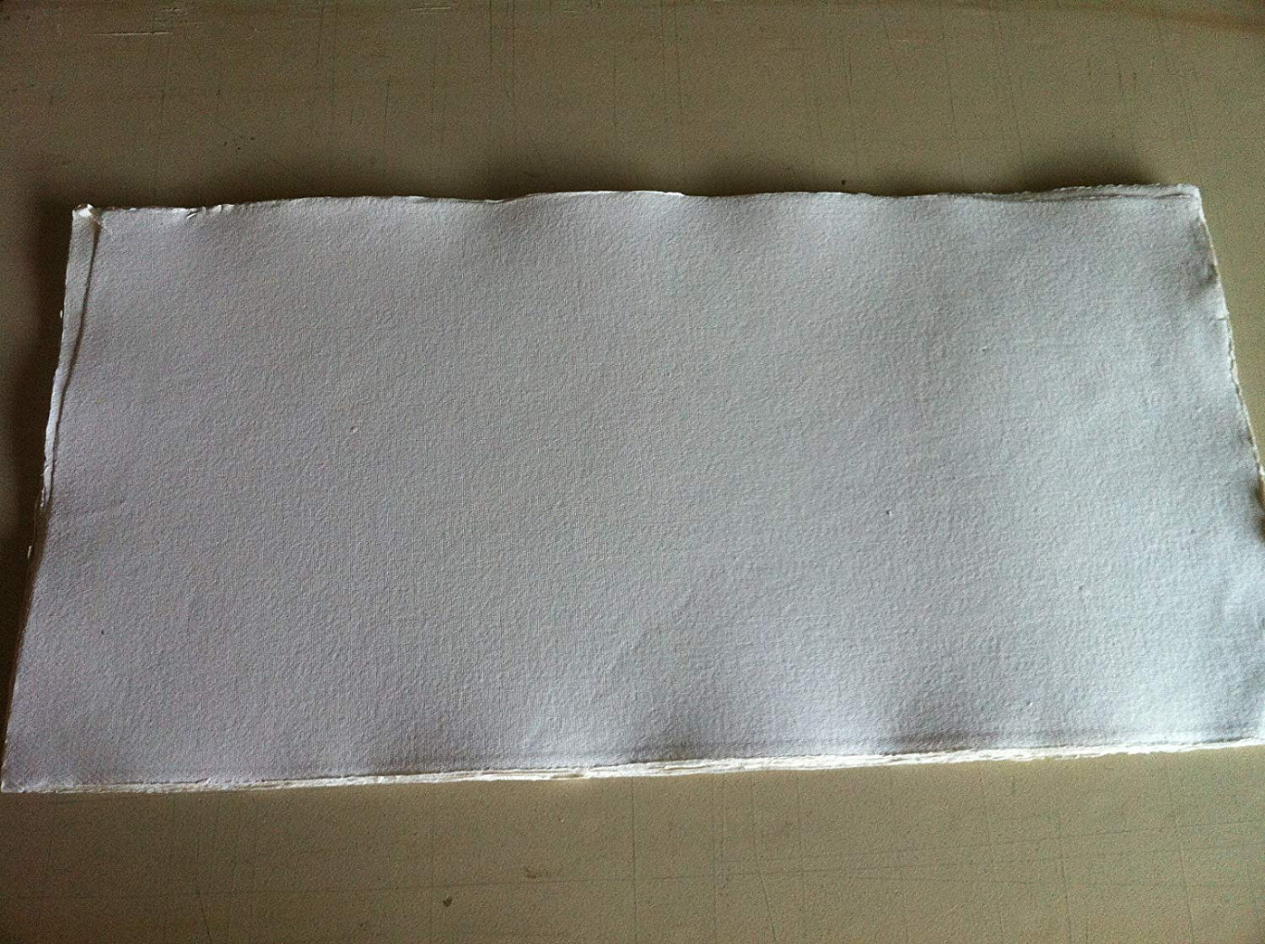 Бумага из хлопка. Хлопковая бумага. Хлопковая бумага для акварели. Мелкозернистая бумага для акварели.