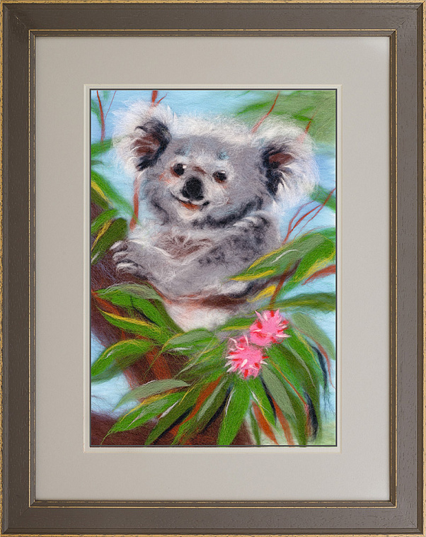 ♦Набор для валяния Woolla картина из шерсти "Добродушная коала"