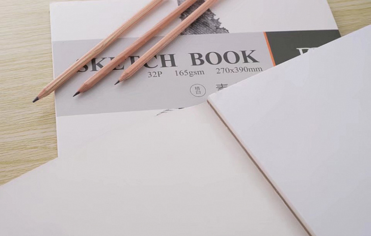 Скетчбук Potentate "Sketch Book" 32 листа, формат 270х390мм, 110г/м2, склейка, м/з