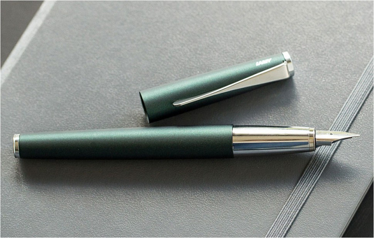 Ручка перьевая LAMY 066 studio, Зеленый