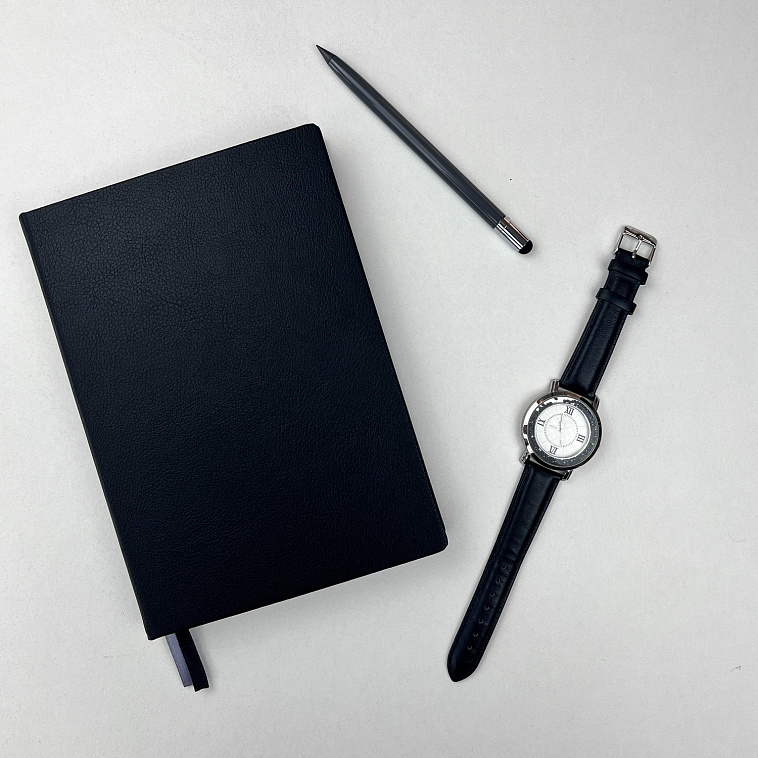 Чёрный ежедневник Remarklee Minimalism А5 606x758